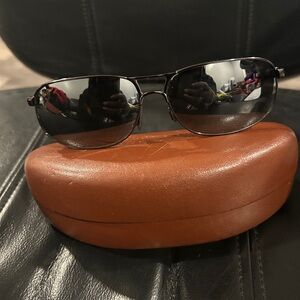 Maui Jim Black Aviator Sunglasses